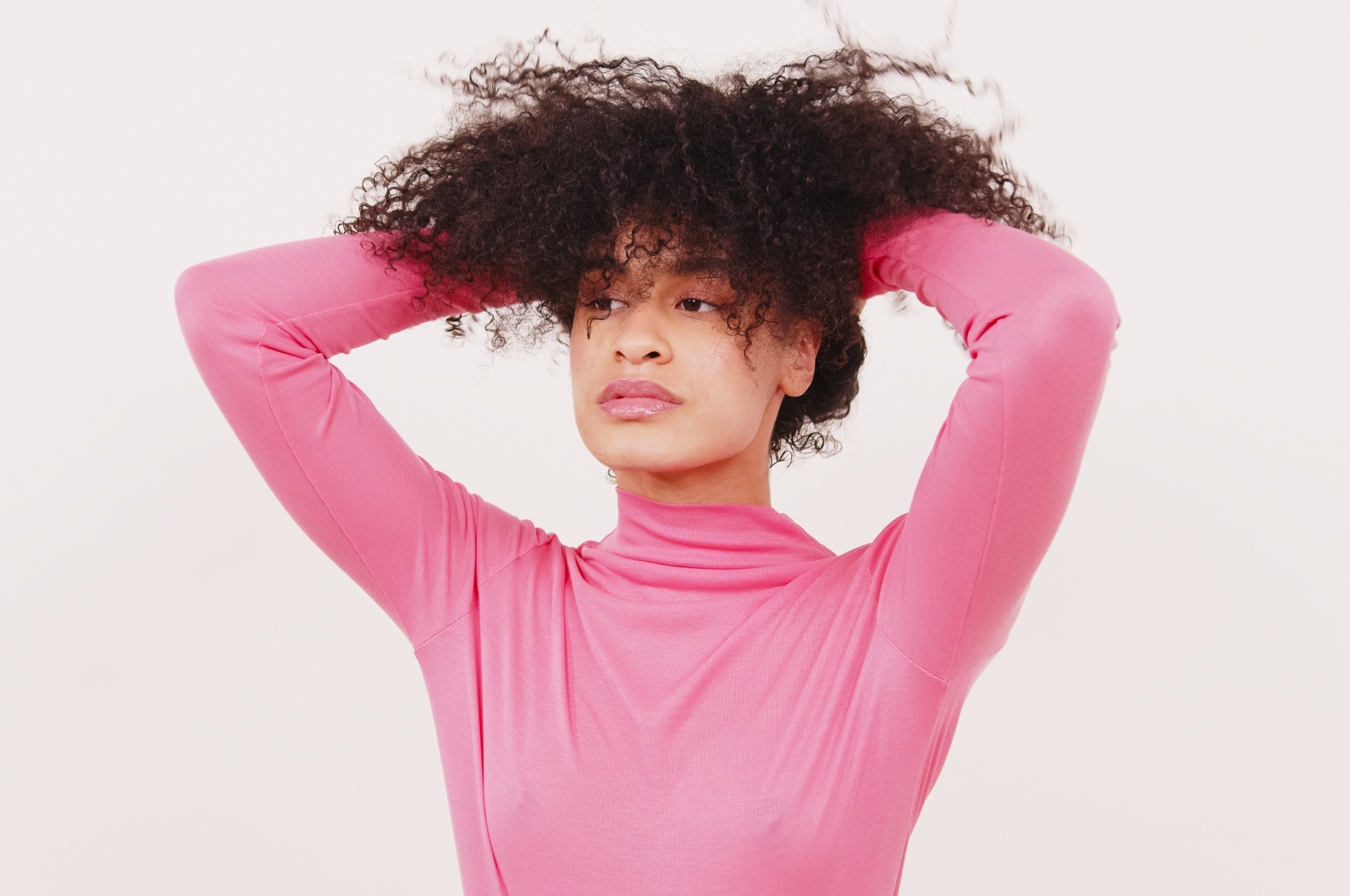 C'est quoi les cheveux mousseux ?